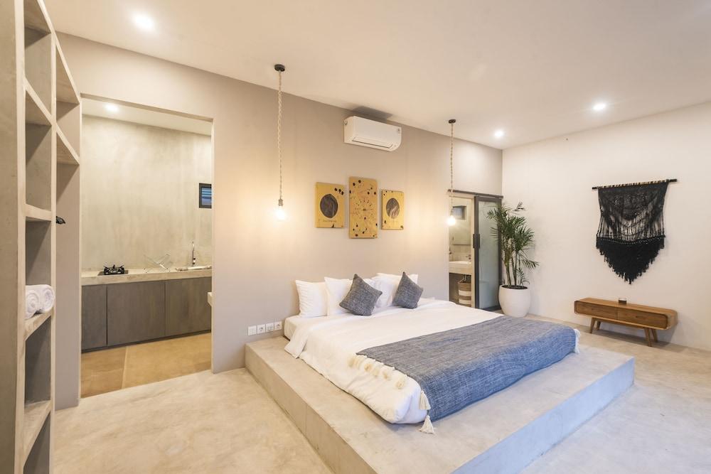 Canggu Dream Studios & Villas