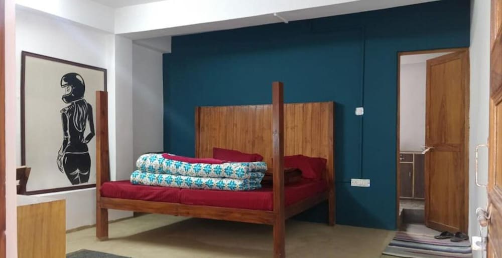 Moustache Kaza Spiti