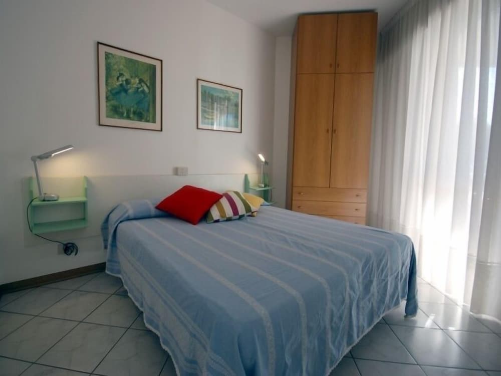 Residence Bianco e Nero