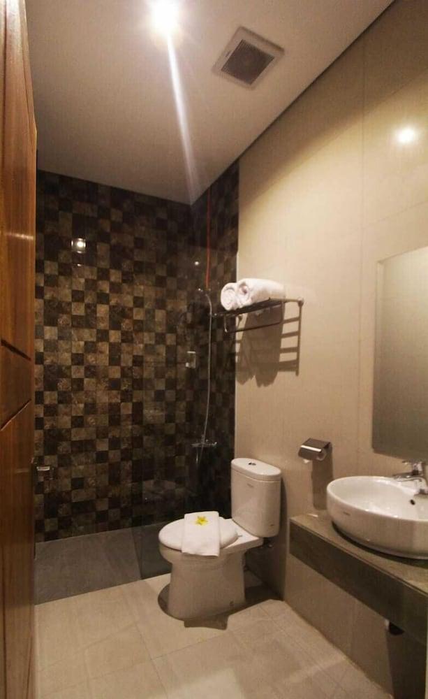 Onesouth Banyuwangi Pulau Merah