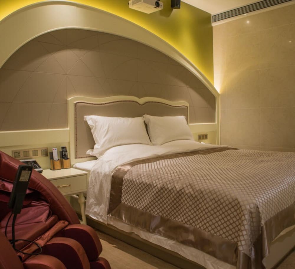 Center Hotel Xi’an Bell Tower