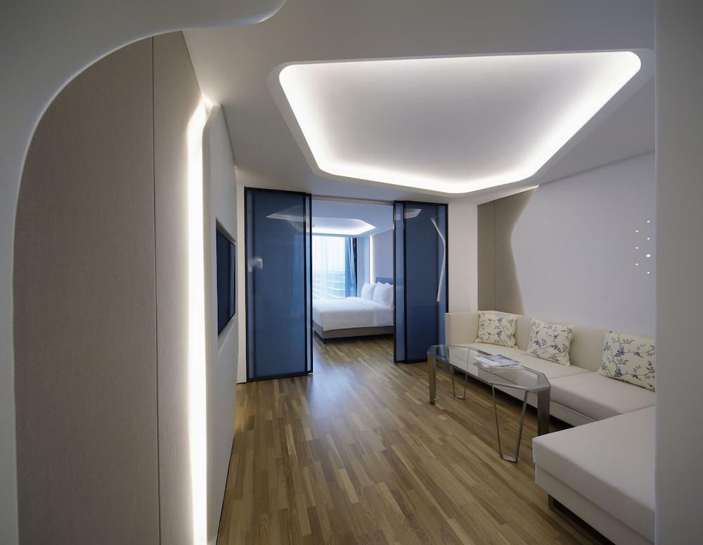 Flyzoo Hotel - Alibaba