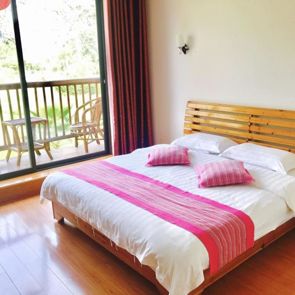 Yangshuo Pure Joy Resort