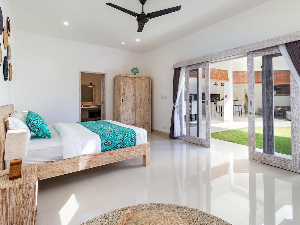 Hiburan Villas by Villa Finder