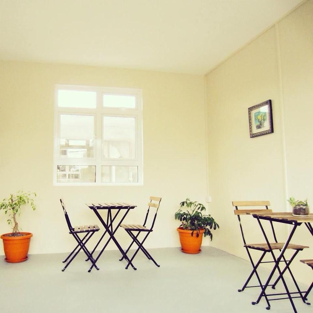 L'Ile Maurice Hostel