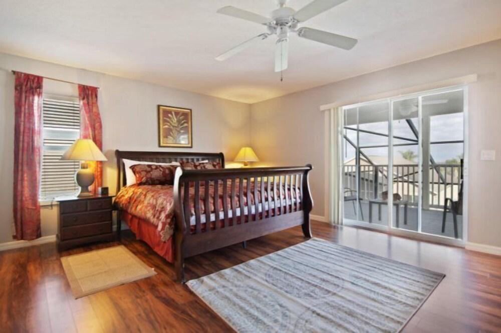 West Haven 5BR 3BA Pool Home