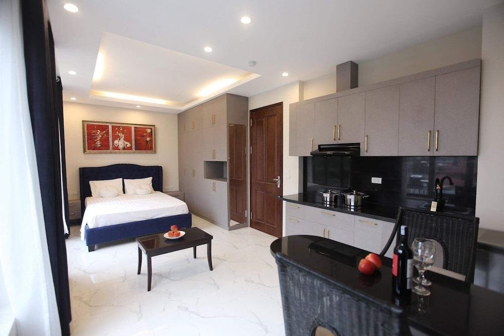 Green Mango Apartment and Hotel