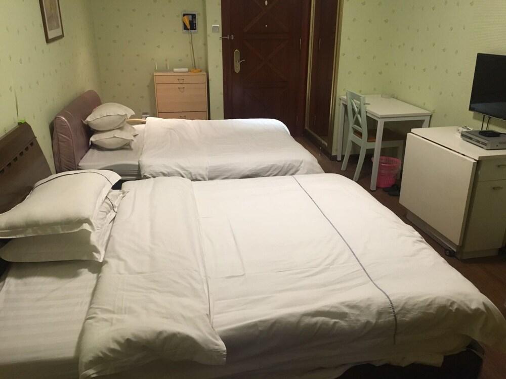 Shenzhen To World Holiday Apartment