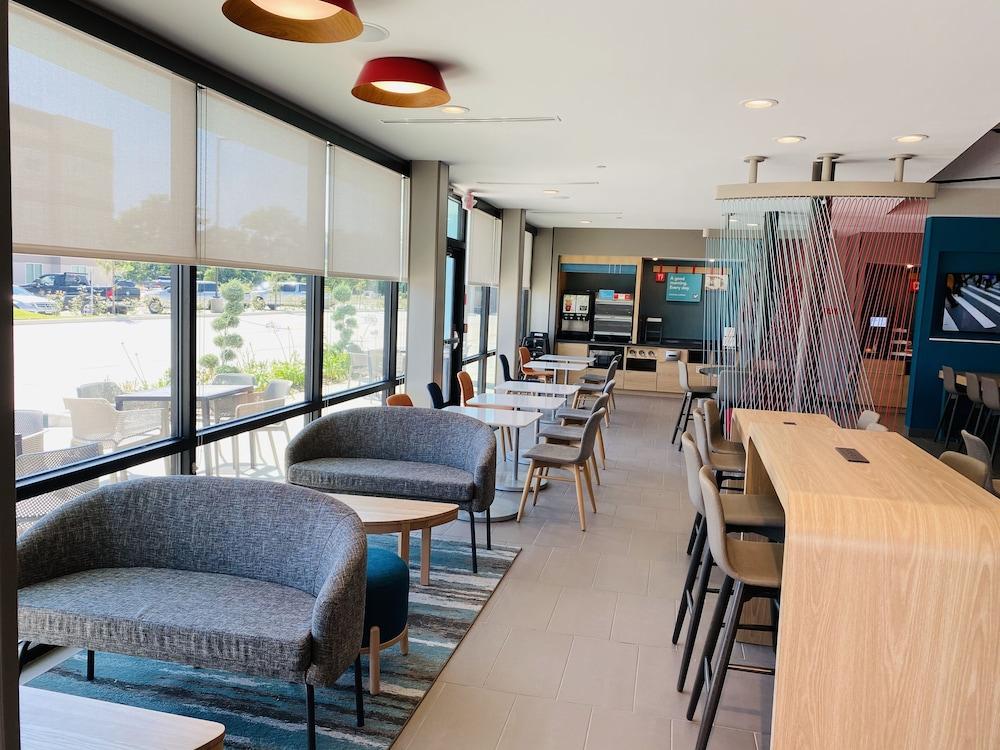 avid hotels Beaumont by IHG