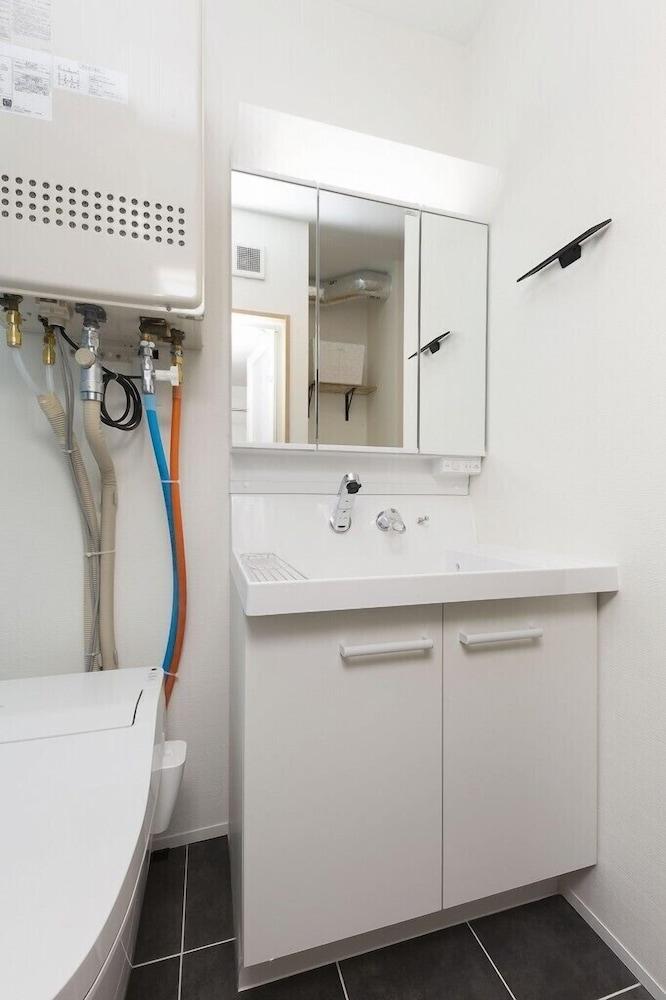 A4  Maison Philippe Shitaya 401