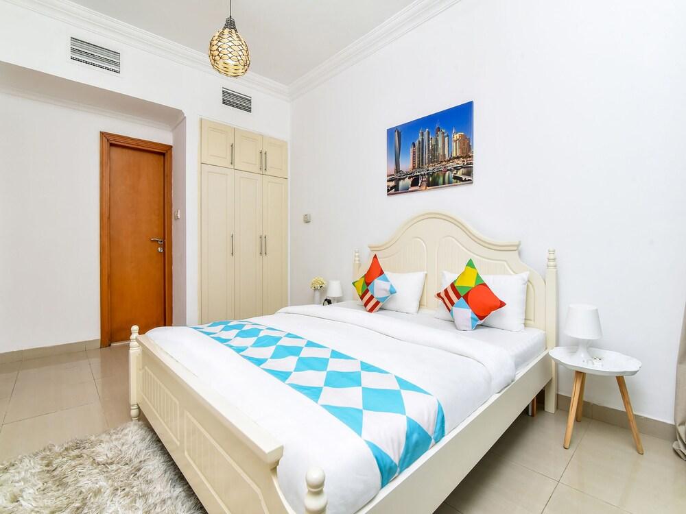 OYO Home 185 Marina Facing 2BHK