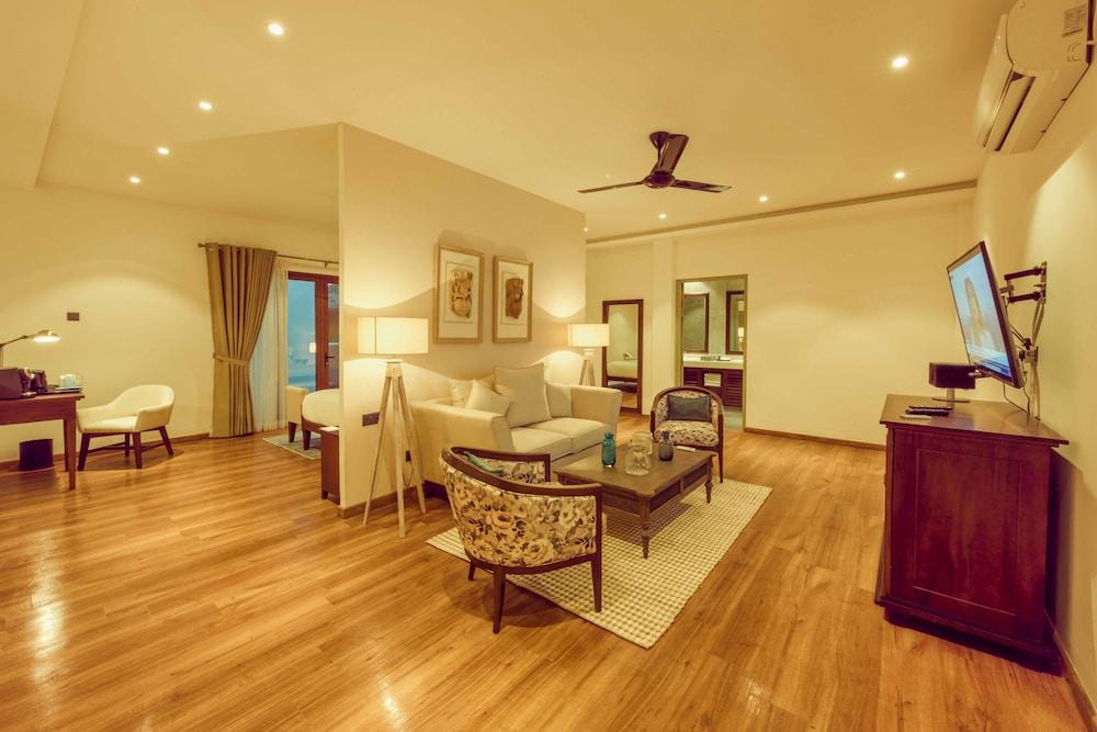 Angel Beach Unawatuna