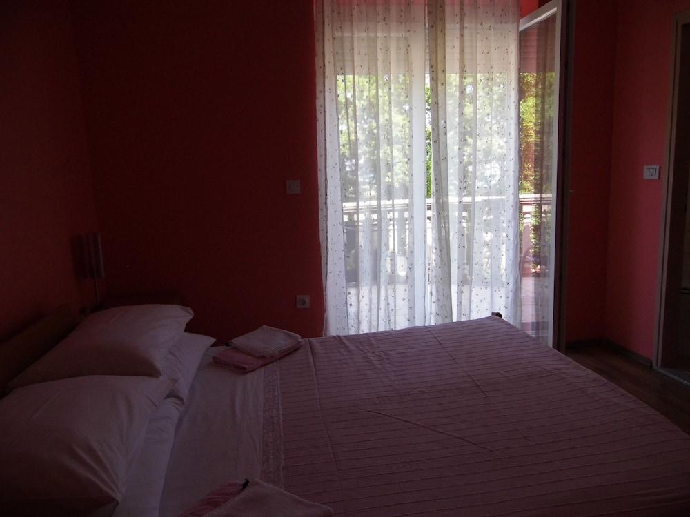 Bed and Breakfast Villa Avena