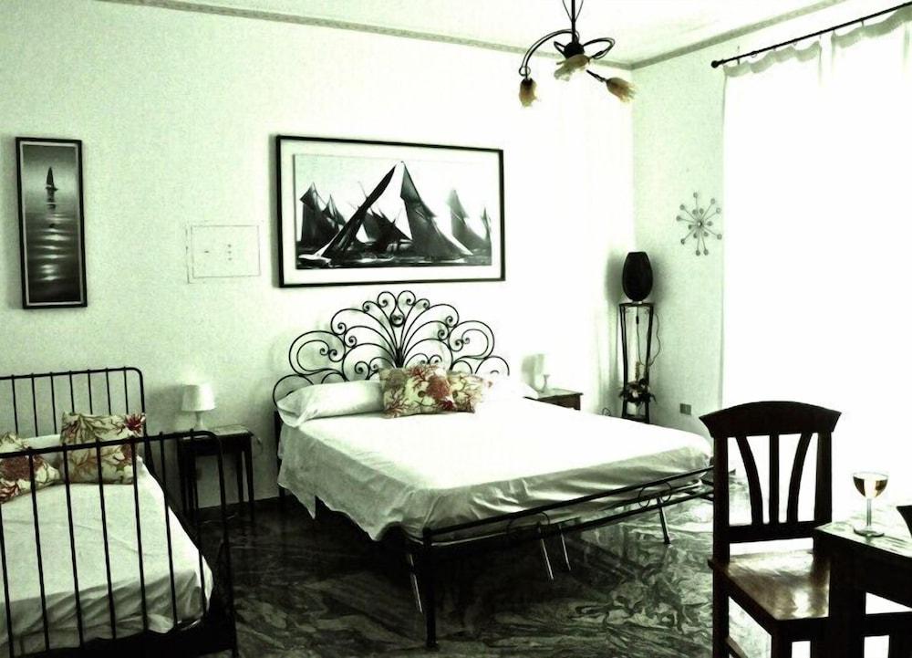 Villa Liberti Rooms