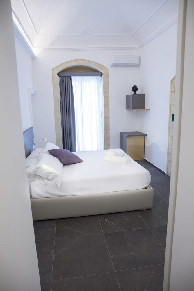 Ad Maiora - Desing Rooms