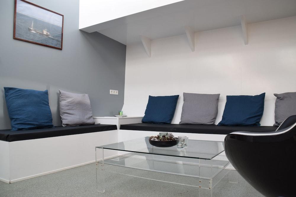 Boathotel Rotterdam Wilhelmina