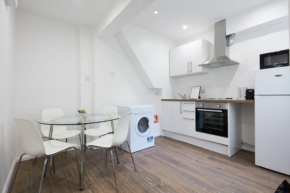 Charmstay Apartments