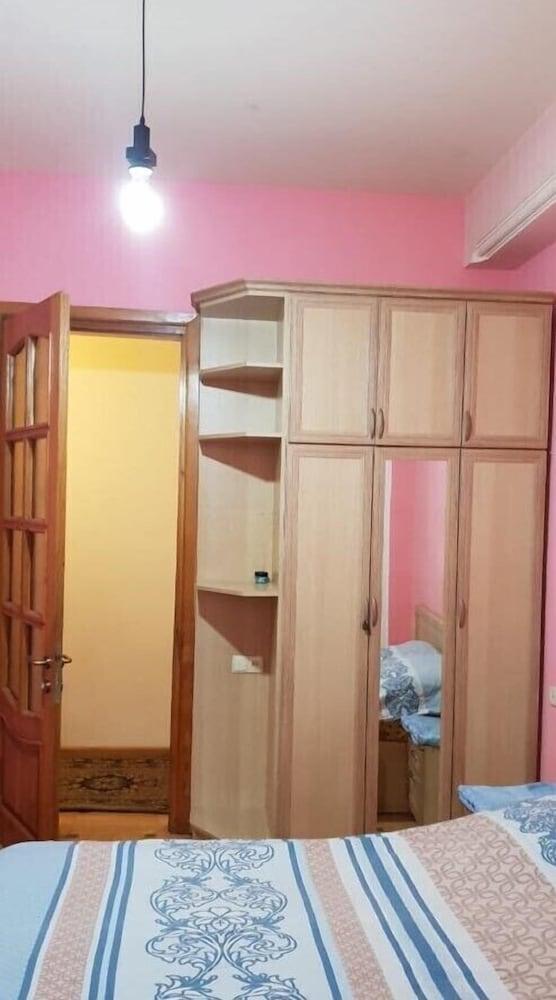Apartament on Shartava str.
