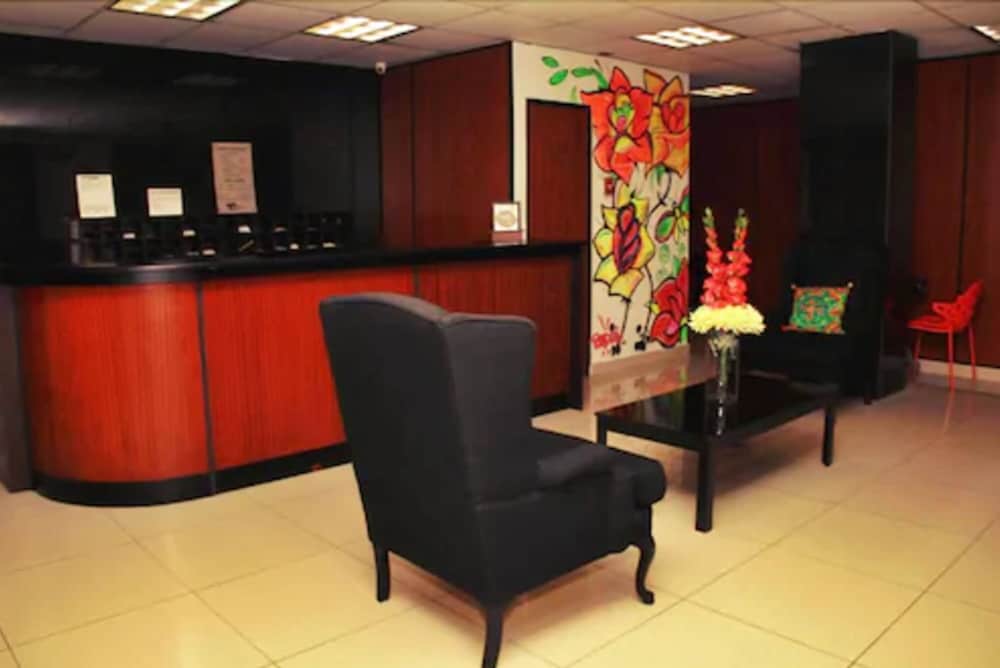 Hotel California Panama