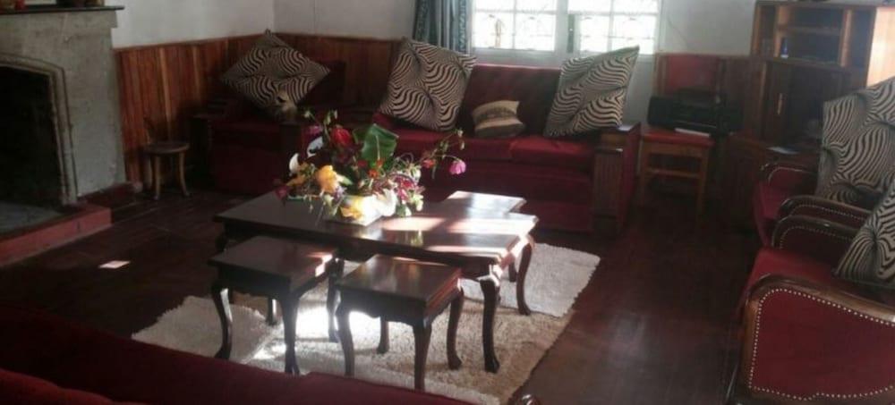 En-Korika Cedar Valley Guesthouse