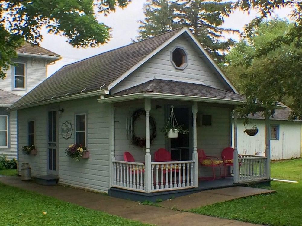 Taylor Made Bed and Breakfast