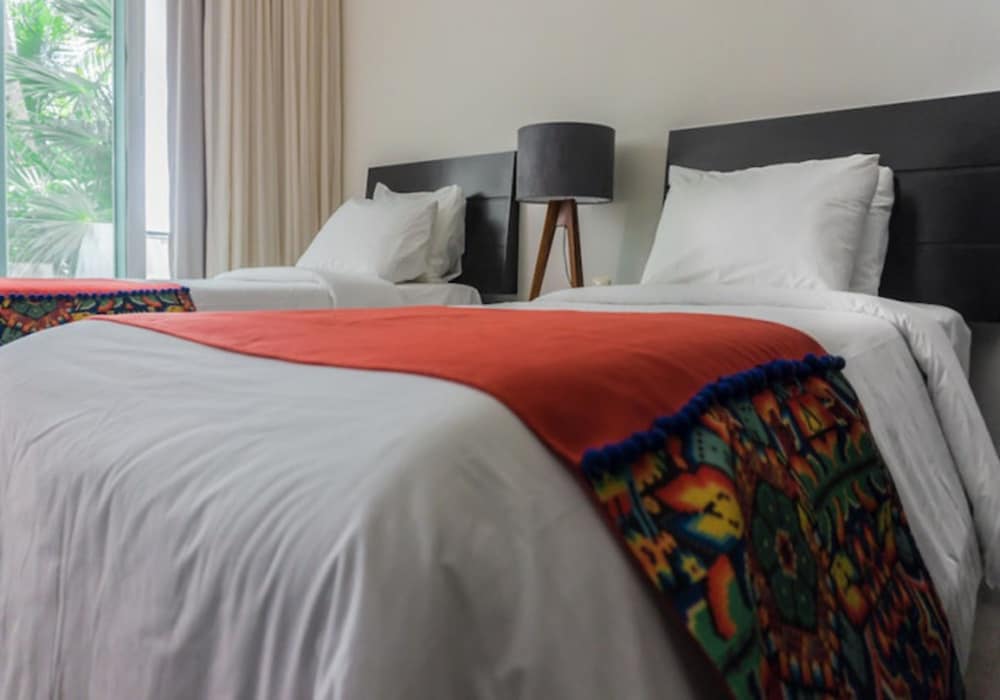 Casa Coral - Luxury Condos