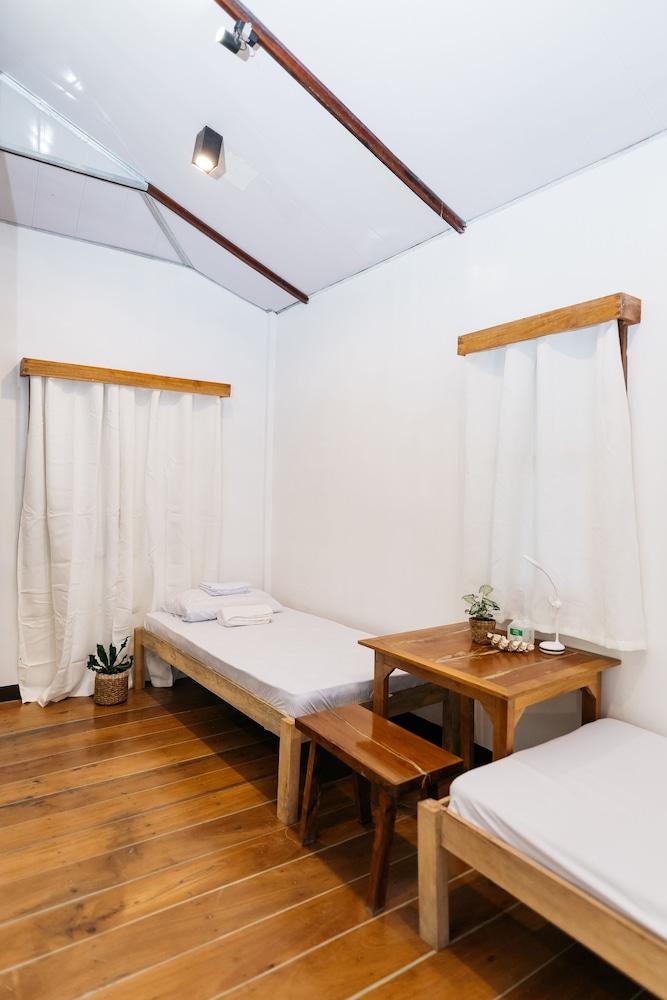 Higala Hostel Siargao