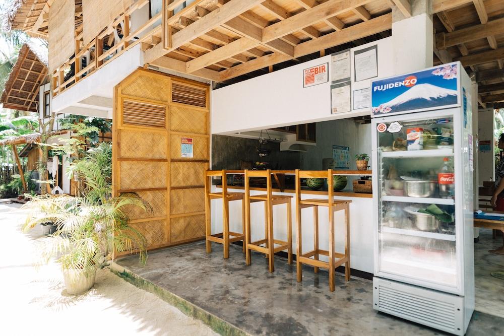 Higala Hostel Siargao