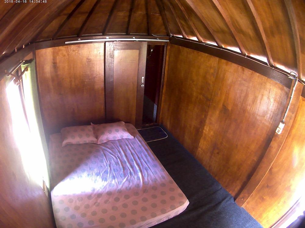 Bale Sembahulun Cottages & Tent