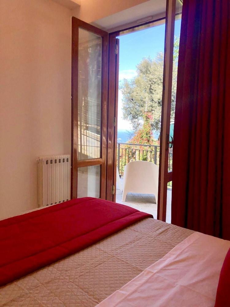 On Michele Guest house