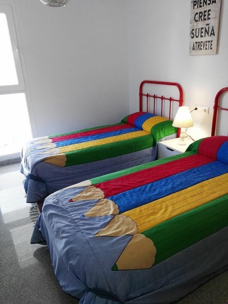 Velez Nazari Cambriles