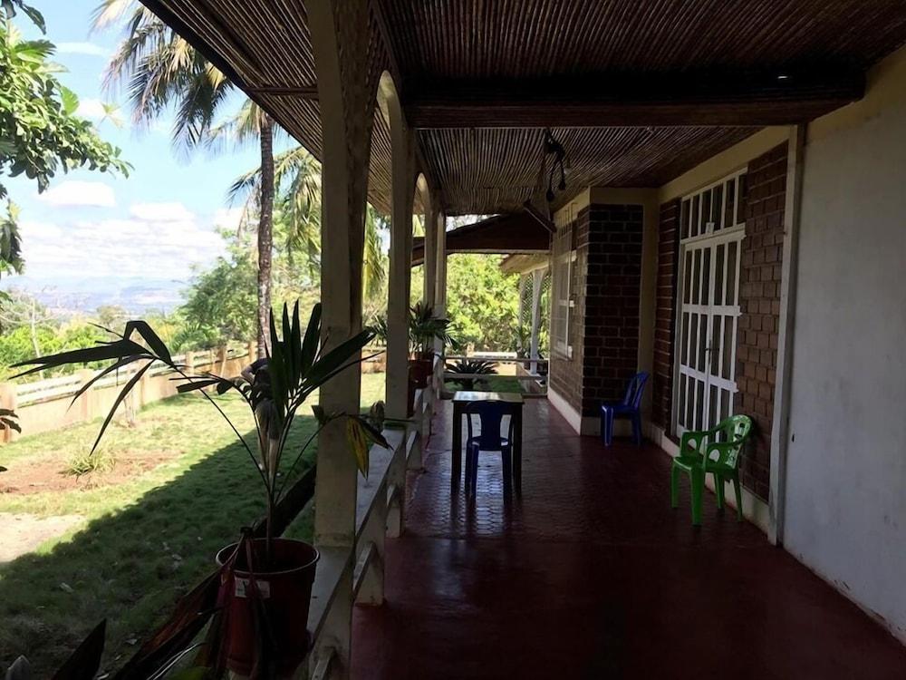 Hospedaje La Carachama