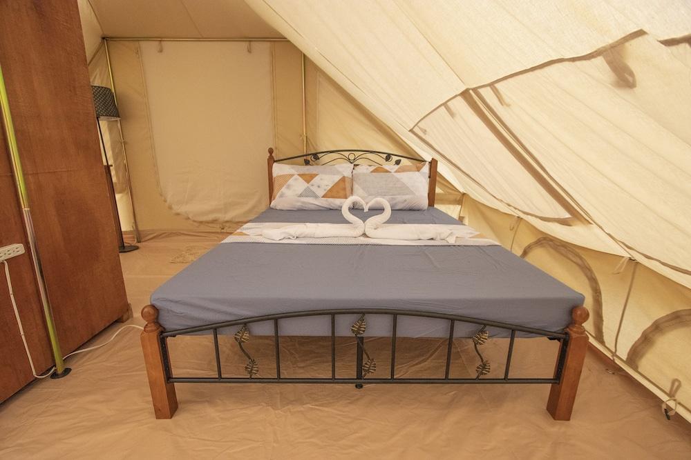 The Acacia Glamping Park
