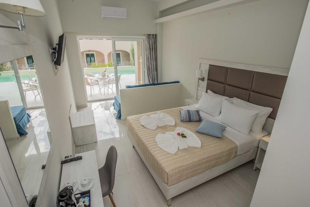 Amour Holiday Resort - Adults Only