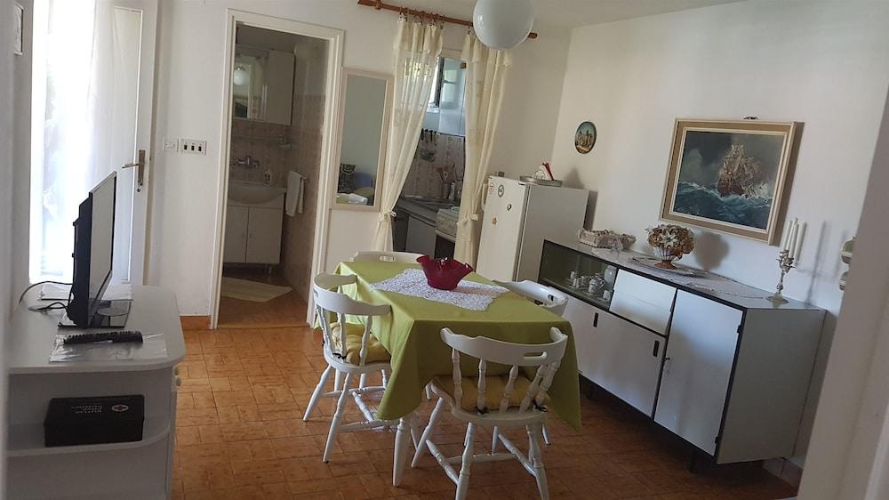 Apartment Lidija