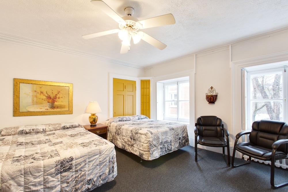 Hôtel Le Cavalier du Moulin Inc