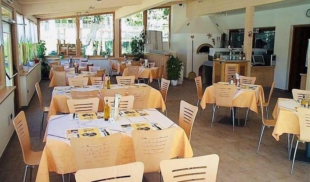 Laugen Cafe Pizza BB