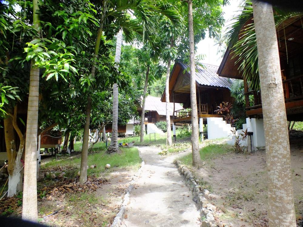 Seashell Coconut Village Koh Tao