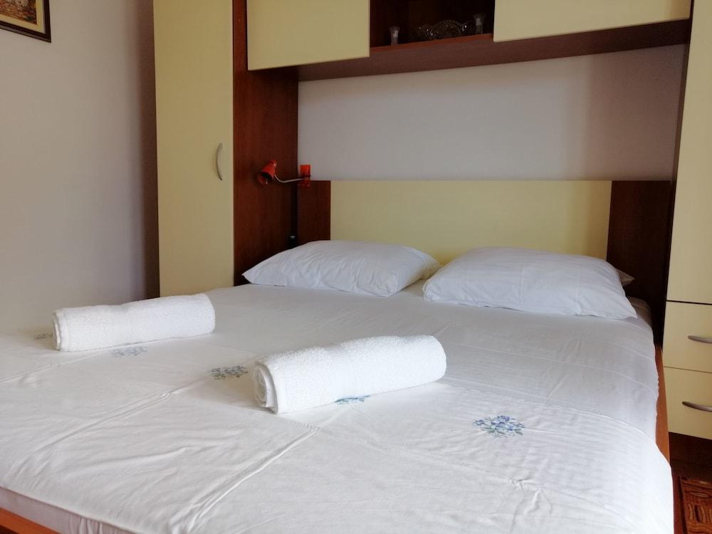 Apartments Emmas Studio