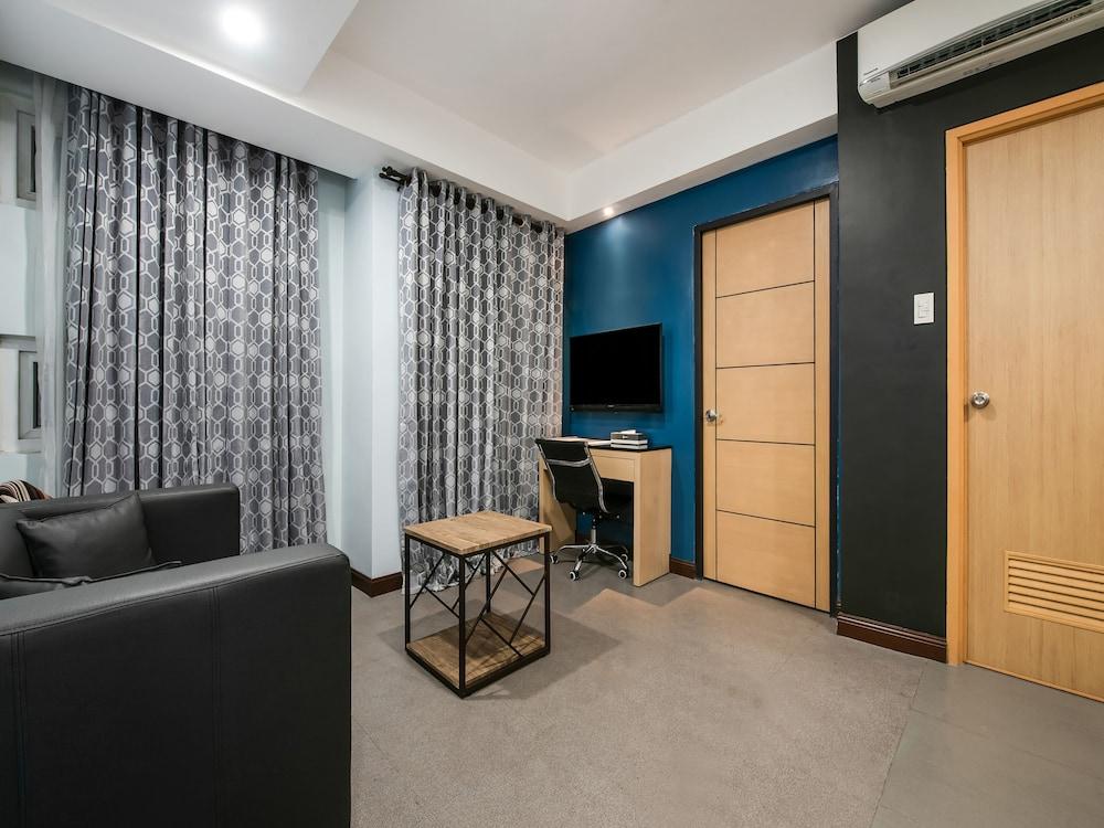 Bay Area Suites Manila