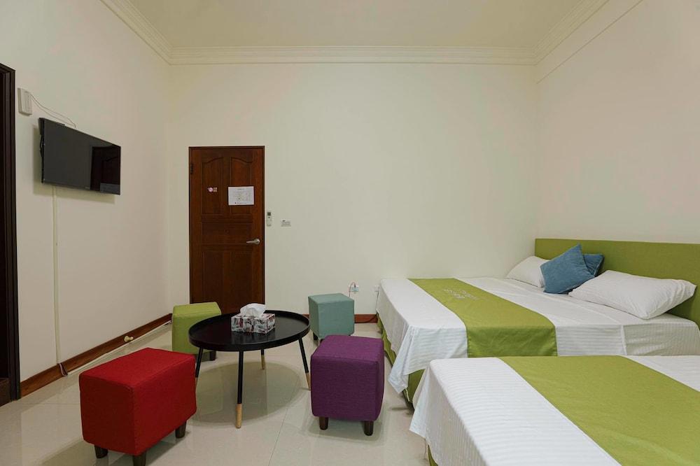 White Sand Bay Homestay