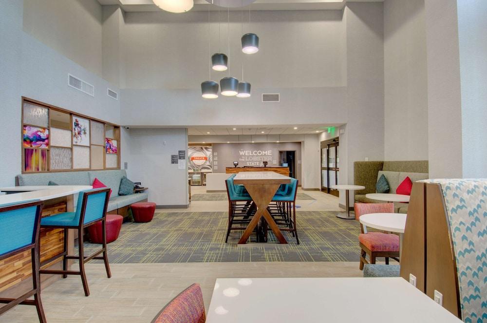 Hampton Inn & Suites Portland West