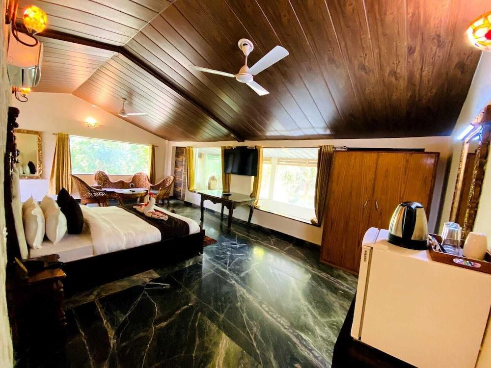 Lohagarh Corbett Resort