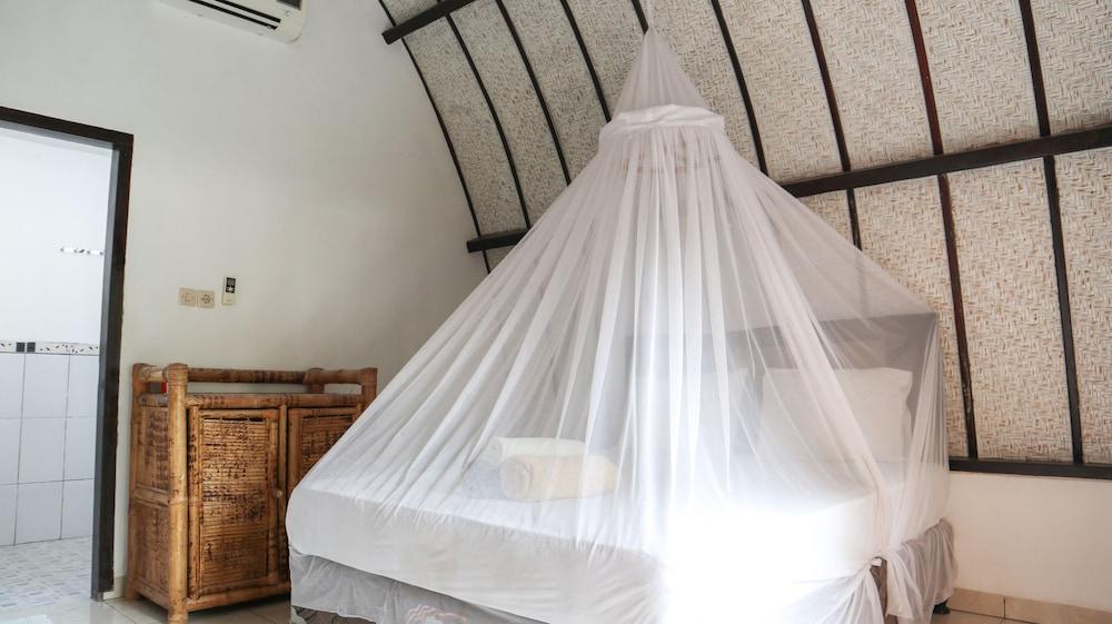 Nusa Indah Bungalows