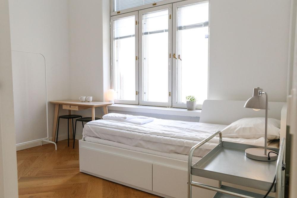 WeHost Pieni Roobertinkatu Big