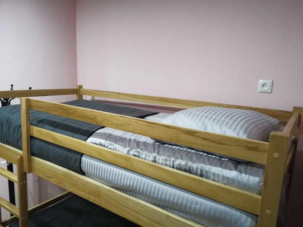 Art Garden Hostel and Tours