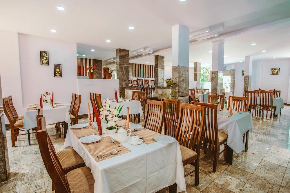 The New Munnar Summer Castle