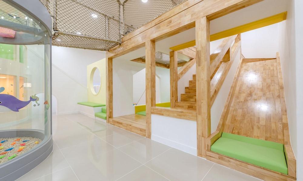 I Pluss Poolviller Pension