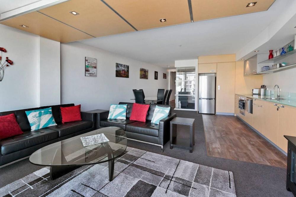 Awesome Central Wellington Apartment