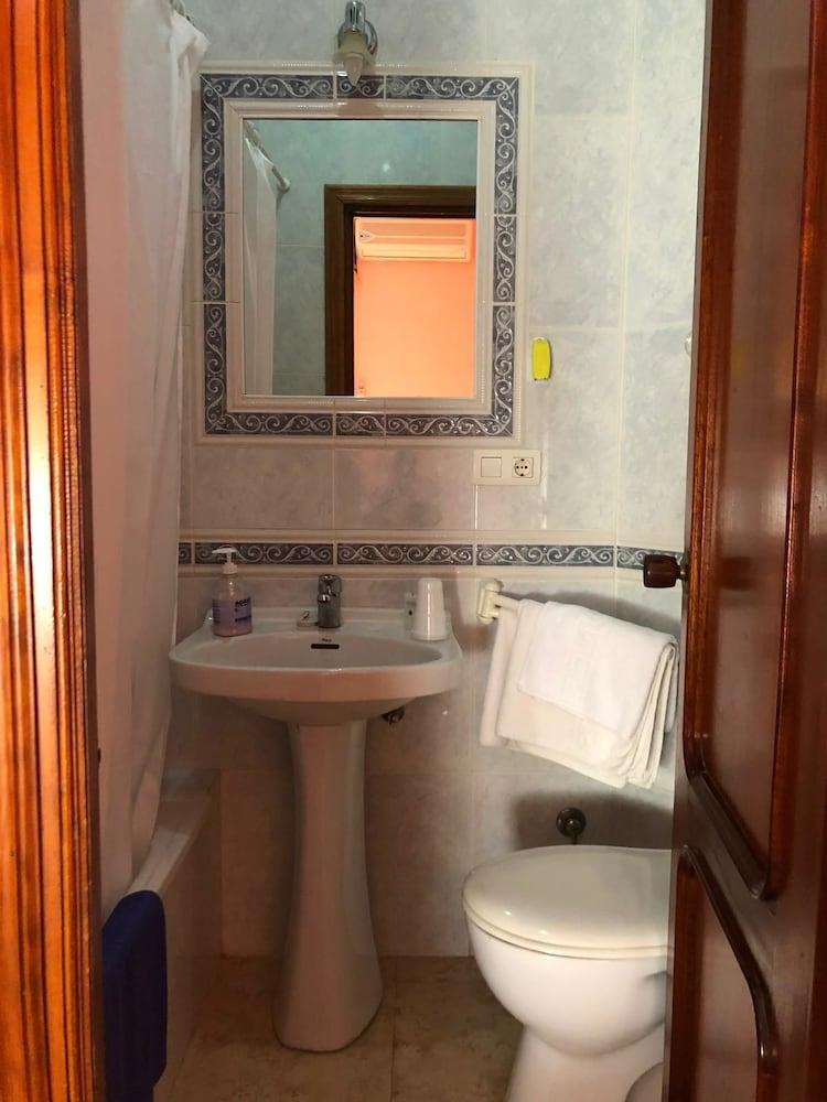 Hostal Restaurante Reina